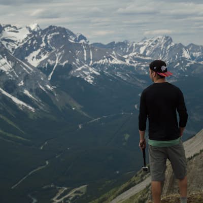 Hike Alberta's Grizzly Peak