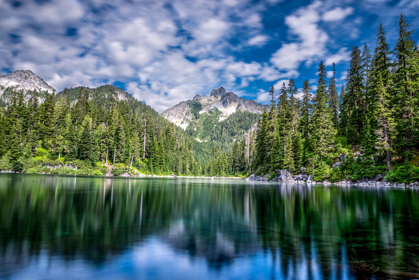 Explore 25 Gorgeous Lakes in Washington