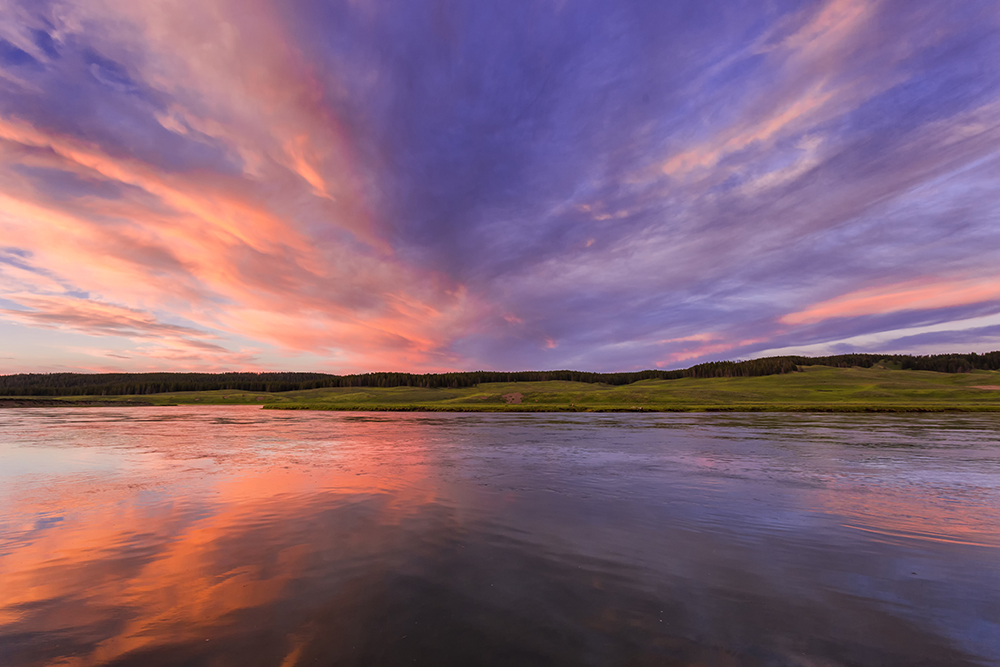 Capture the Sunset on the Yellowstone River