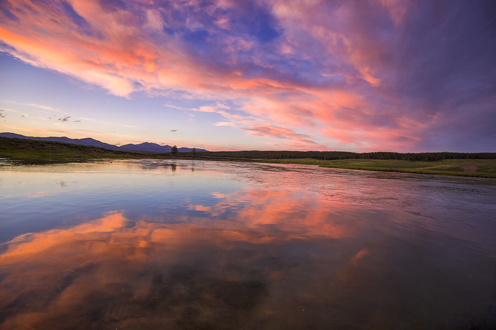 Capture the Sunset on the Yellowstone River