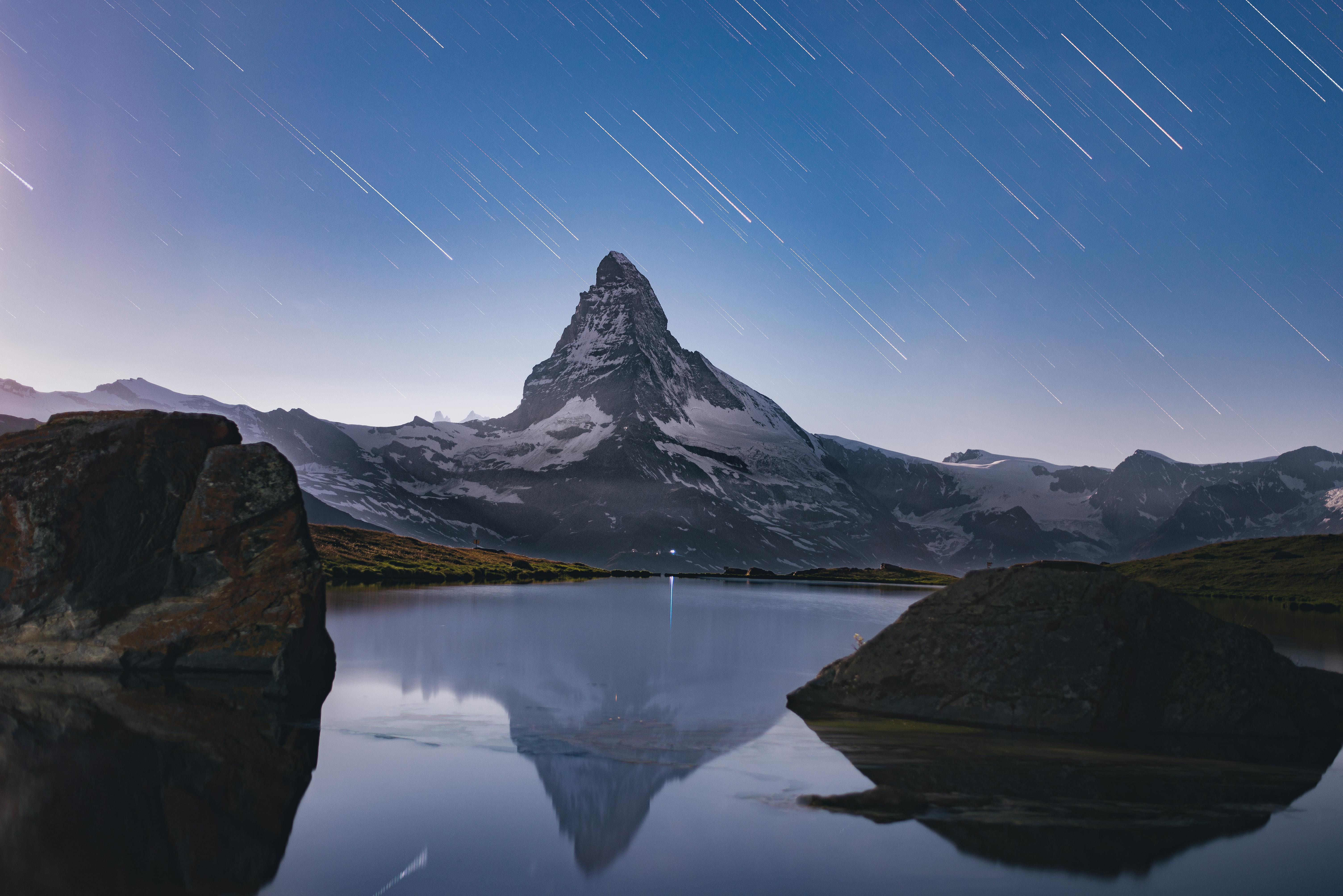 Photograph the Matterhorn