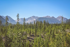 Hike to Fourmile Basin Lakes