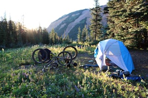 Mountain Bike the South Chilcotins
