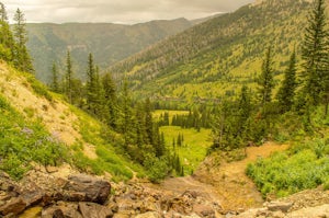 Hike Darby Canyon to the Wind Cave