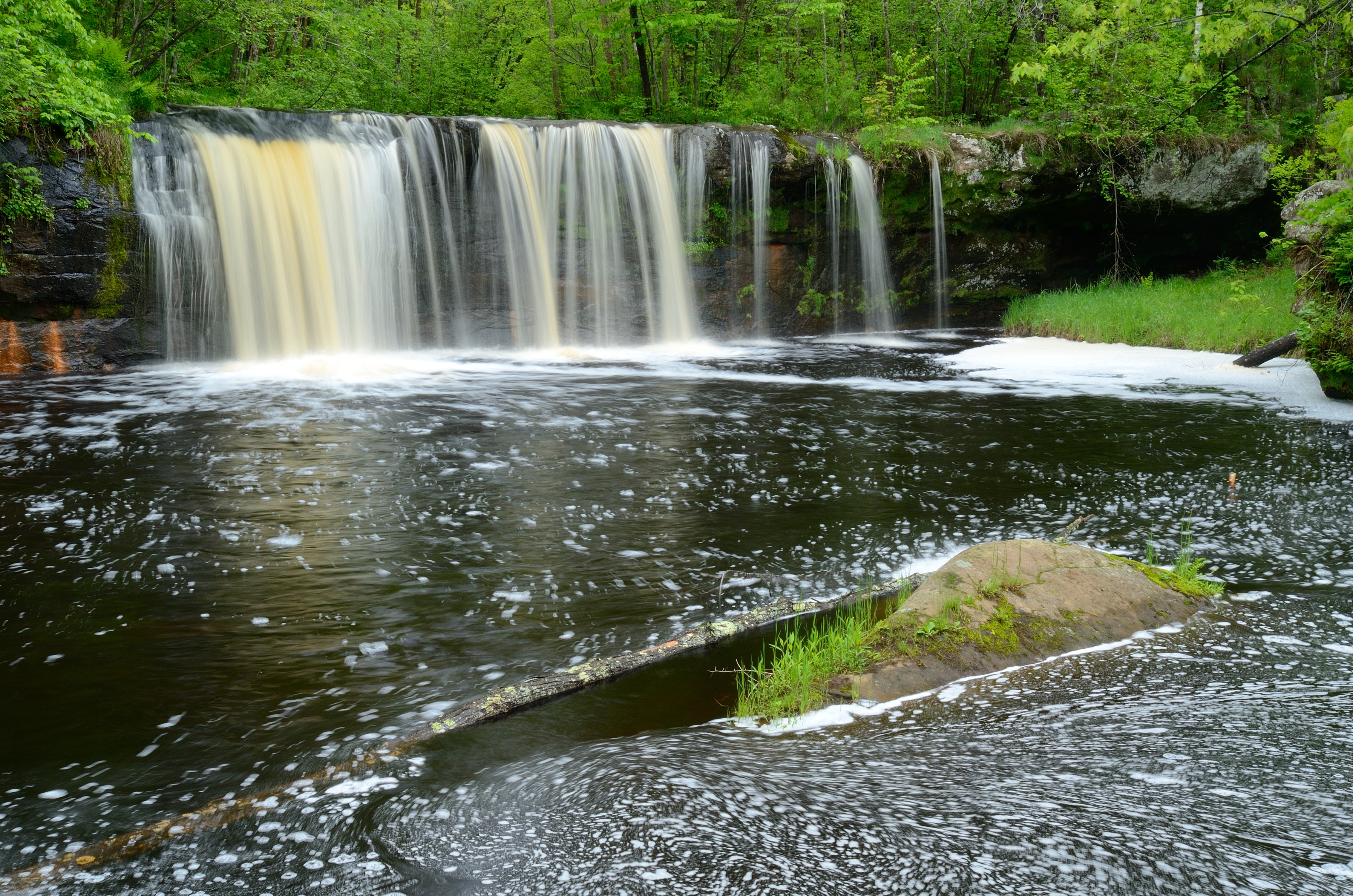 Wolf Creek Falls