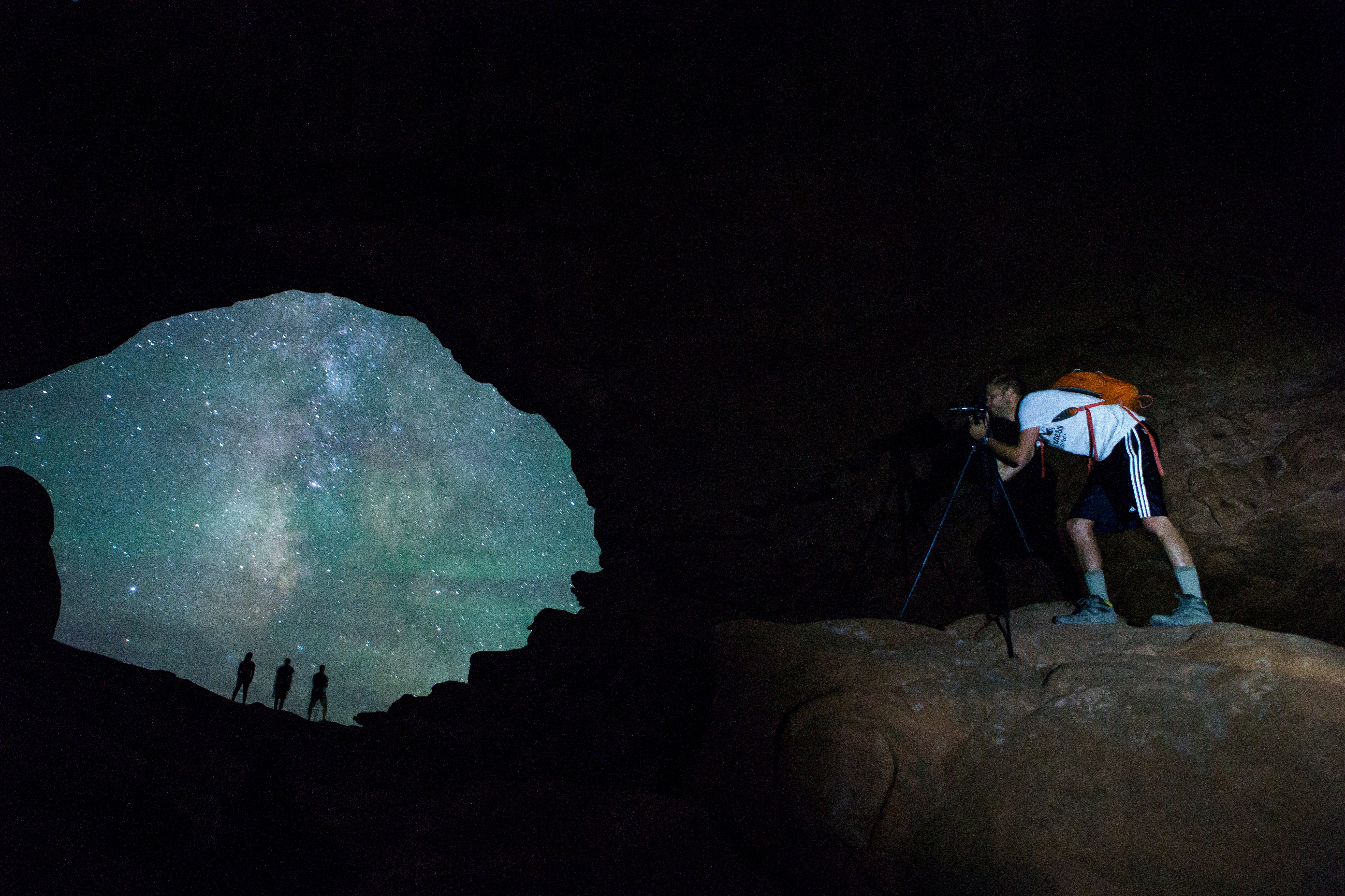 Photograph the Milky Way at North Window Arch