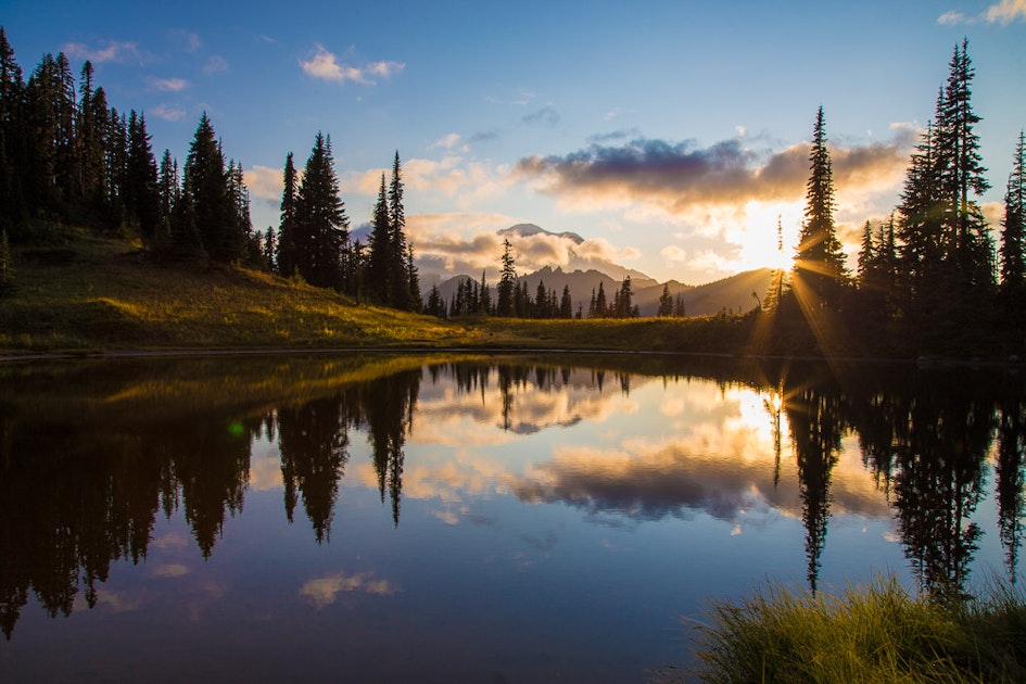 Explore Tipsoo Lake, Tipsoo Lake Parking Area