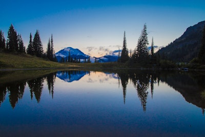 Explore Tipsoo Lake, Tipsoo Lake Parking Area