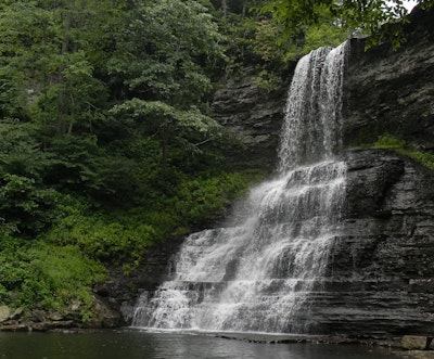 Hike to Cascade Falls, Cascade Falls Trailhead, VA