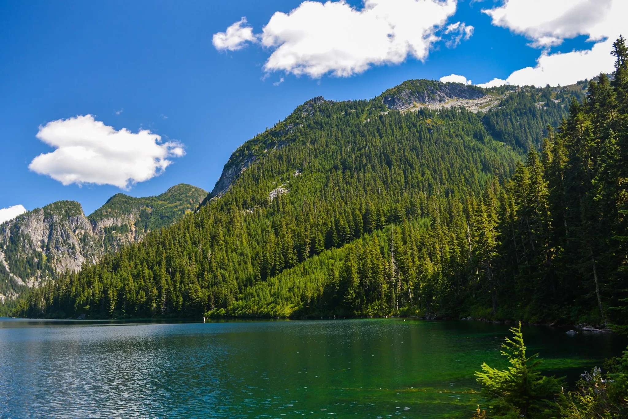 Hike to Eaton Lake