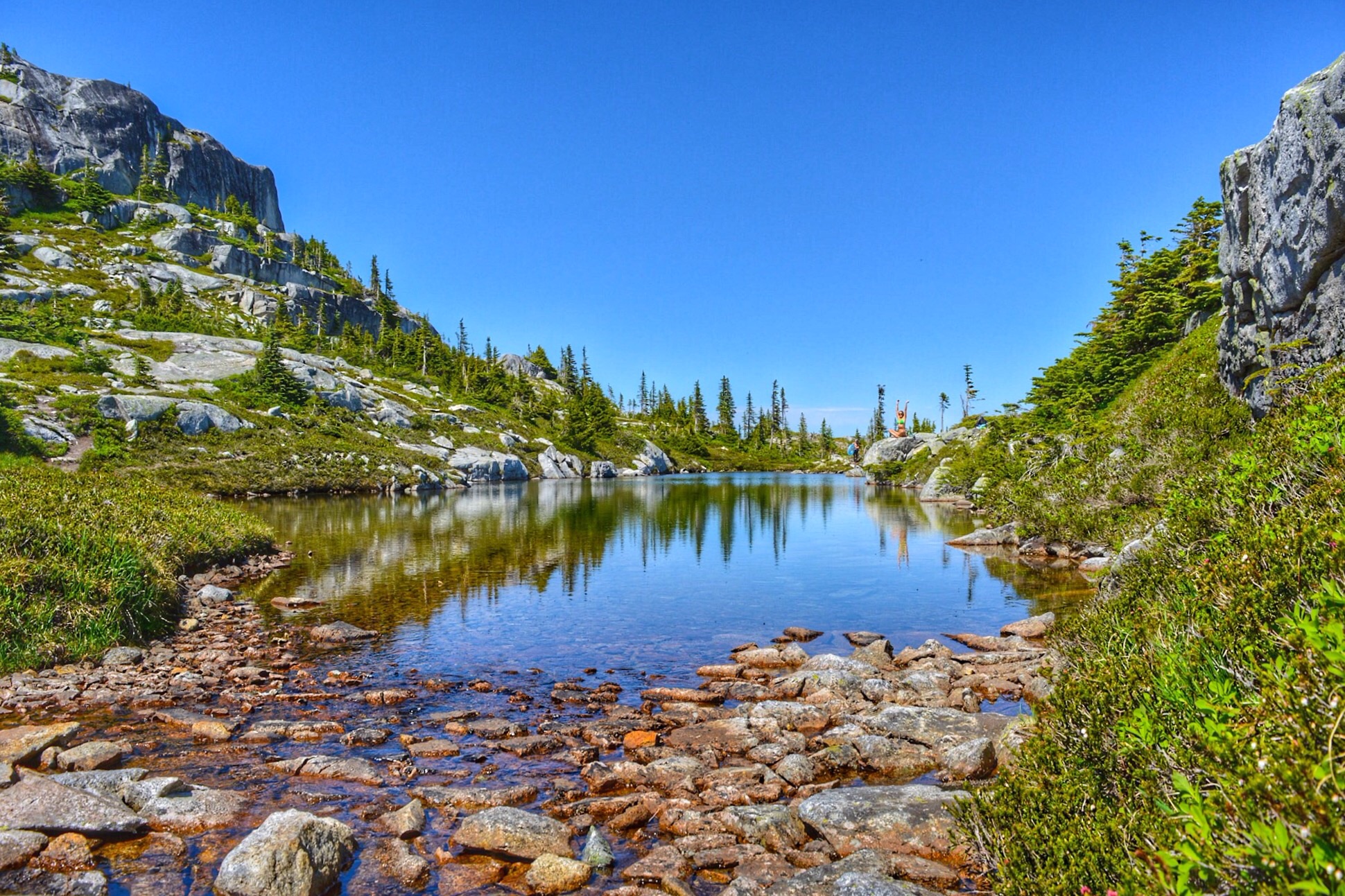 Hike to Tasty Lake