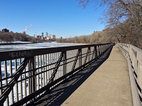 Run Along the Mississippi River Flats