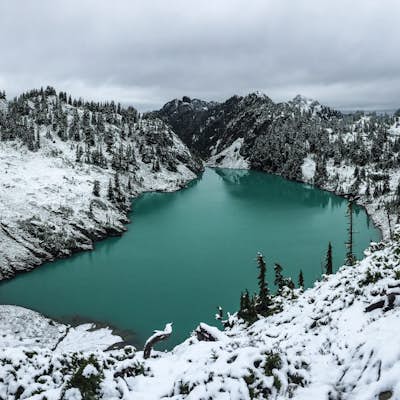 Winter Backpack to Jade Lake