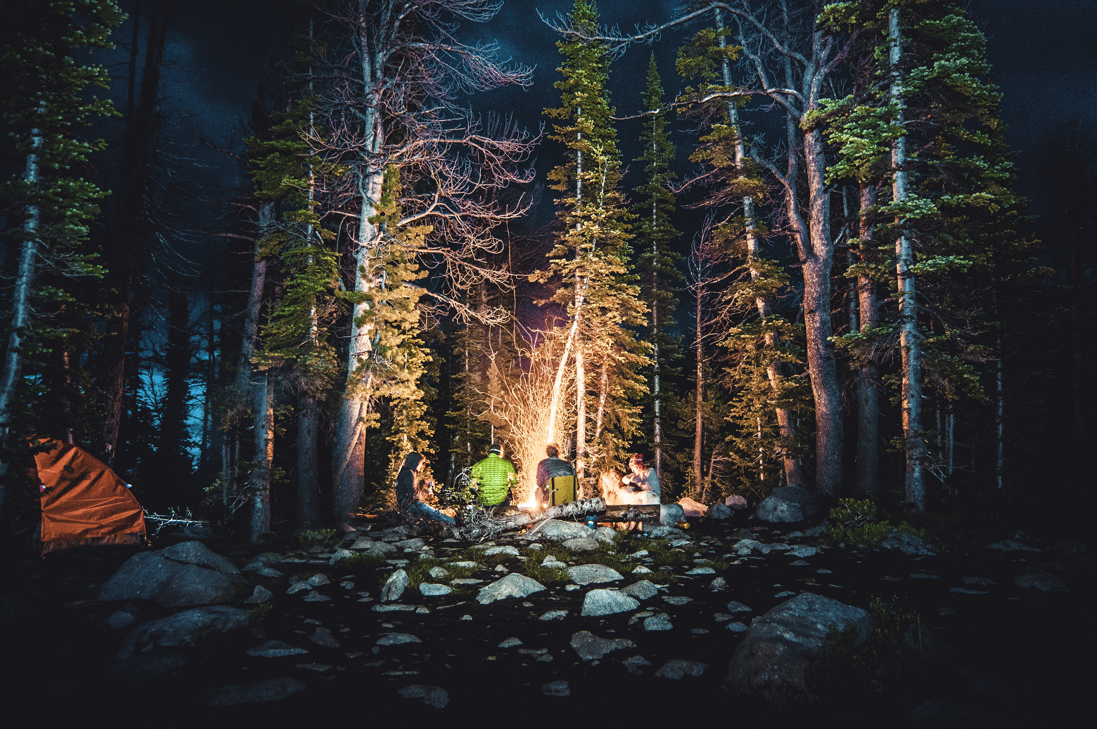 10 Hacks To Keep You Warm While Camping