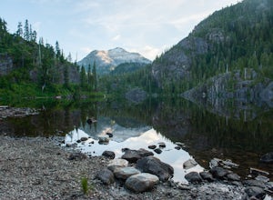 Hike to Baby Bedwell & Bedwell Lake