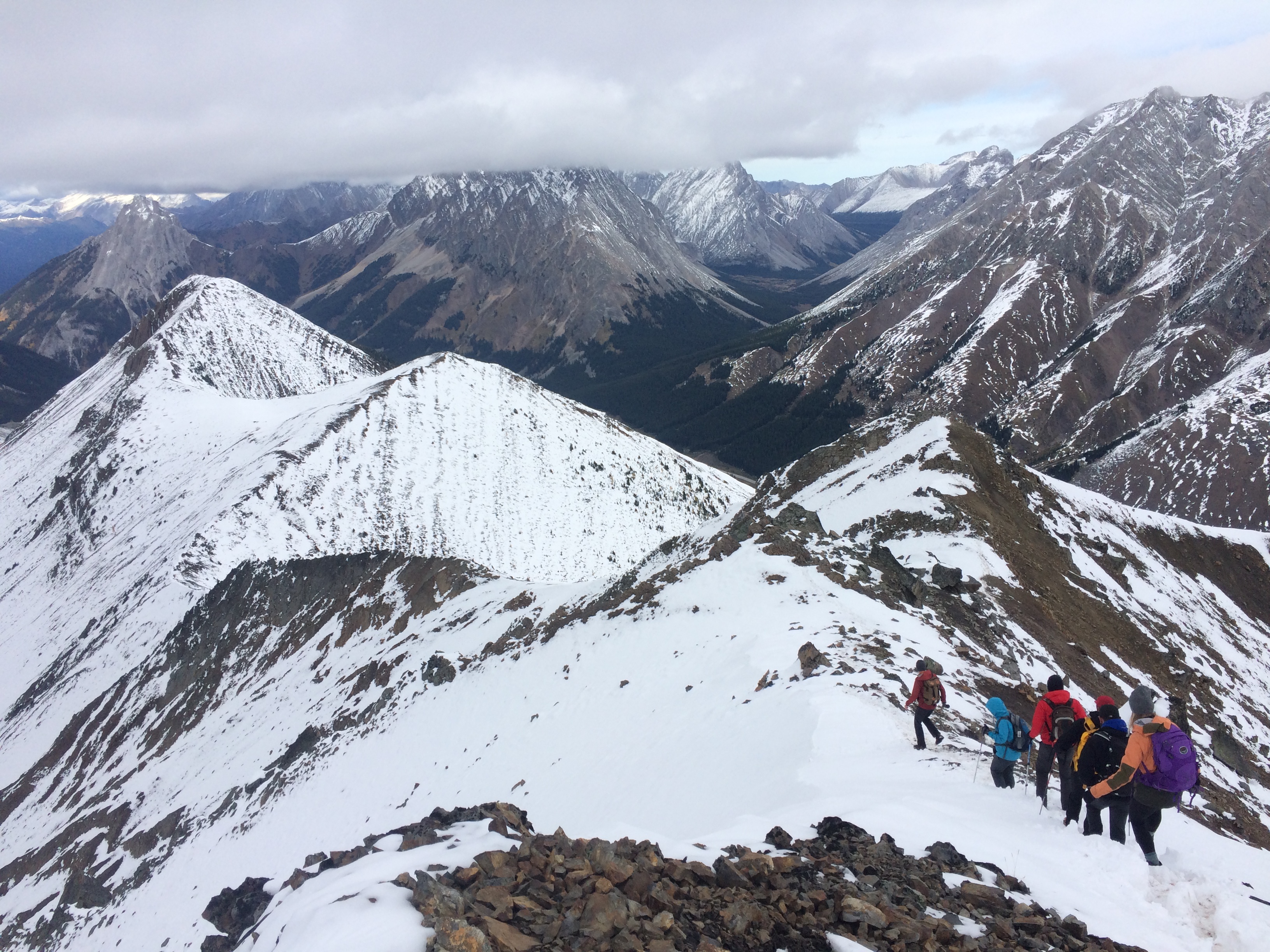 Hike Pocaterra Ridge