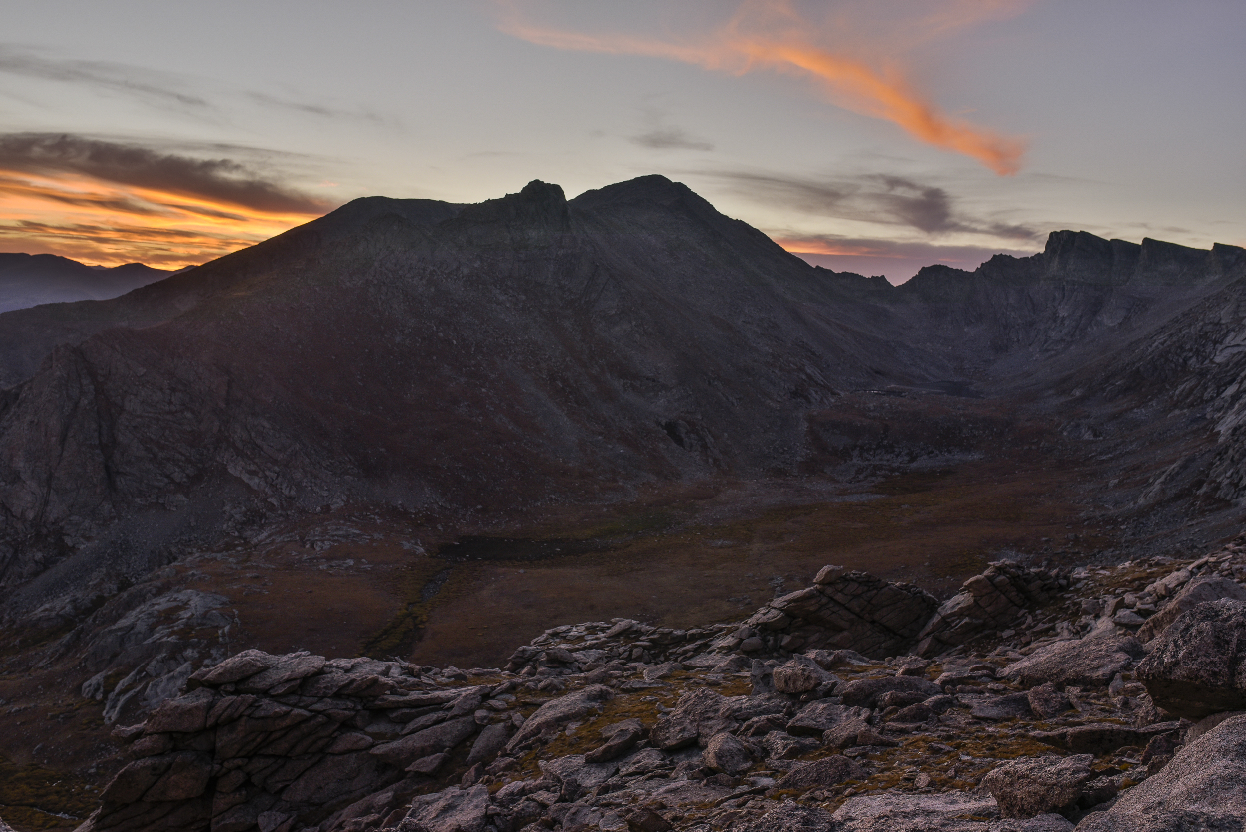 Watch the Sunset from Mt Evans Road