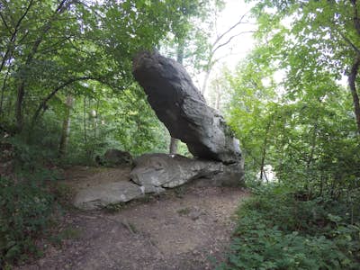 Hike to King and Queen Seat at Rocks State Park 