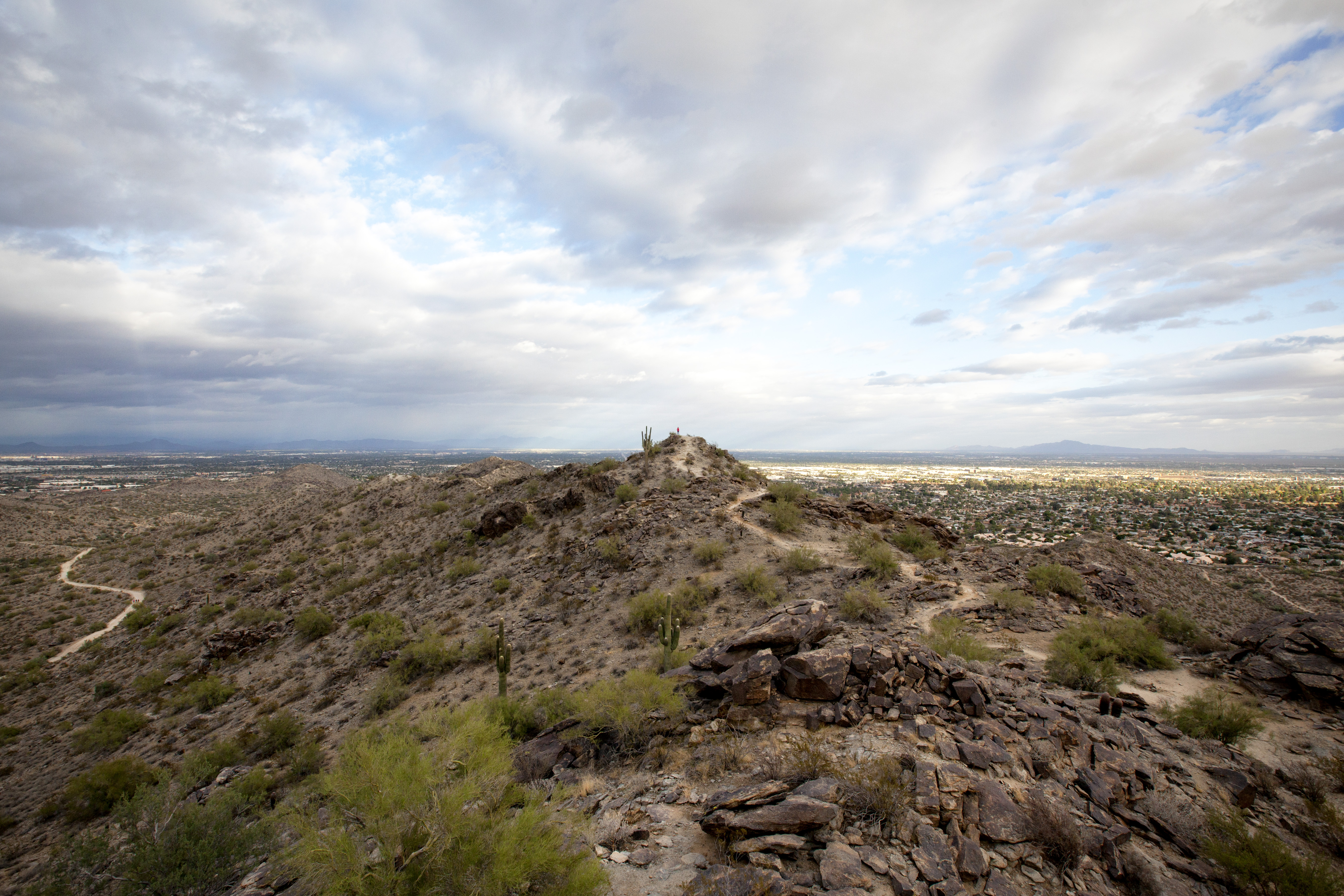 Hike Marcos de Niza Ridgeline / National Loop