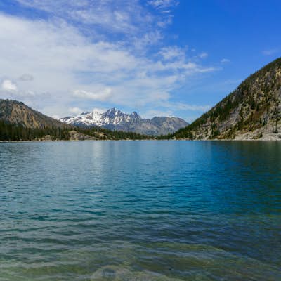 Backpack Colchuk Lake