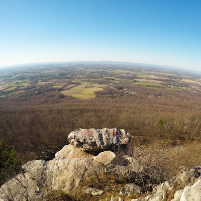 Hike to Annapolis Rock & Black Rock Cliff