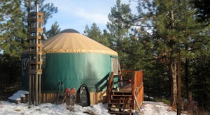 Snowshoe to Skyline Yurt