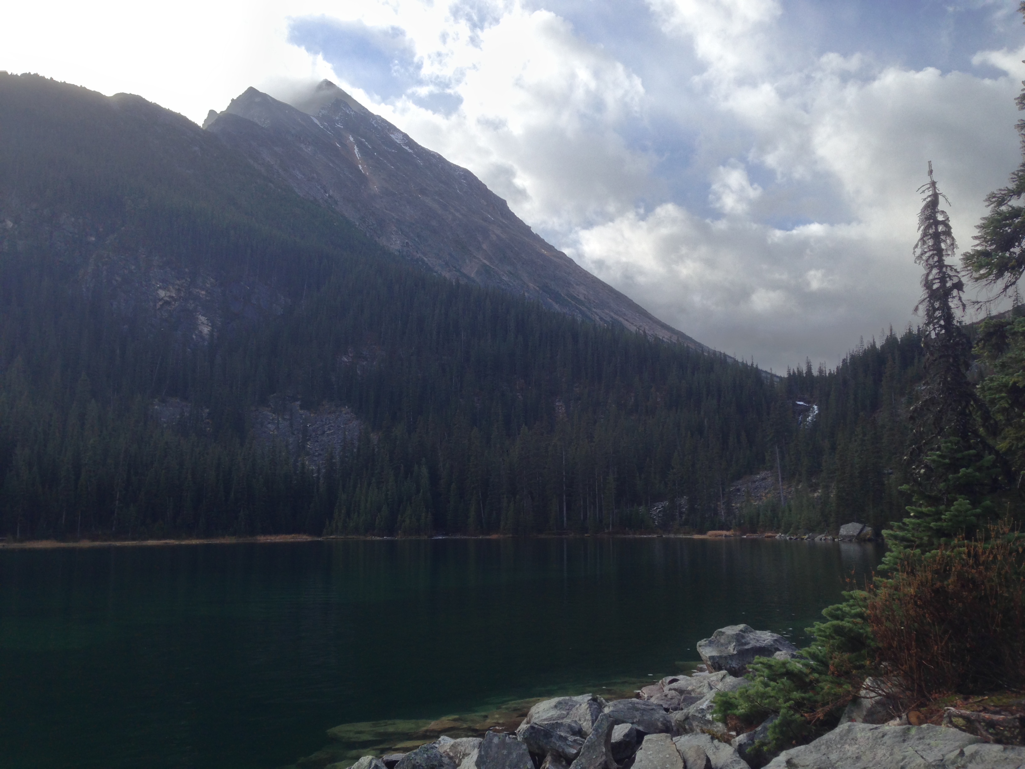 Hike to Geraldine Lakes