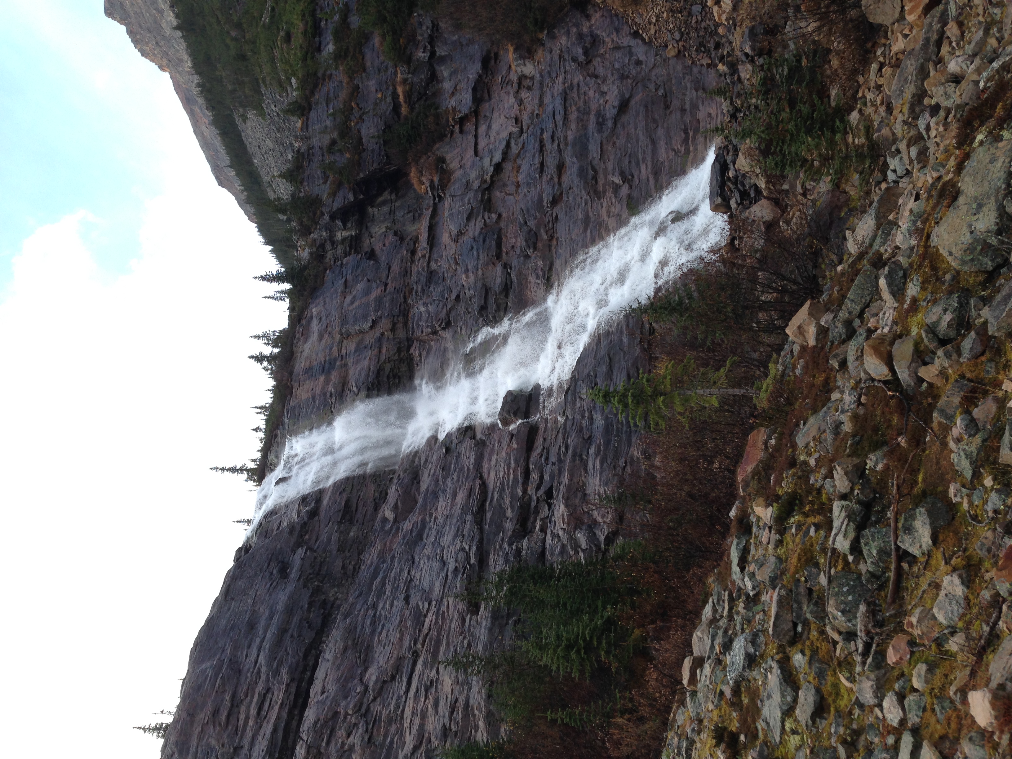 Hike to Geraldine Lakes