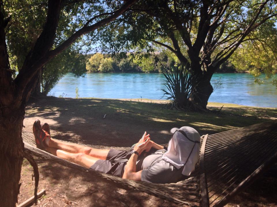Bike along the Clutha River