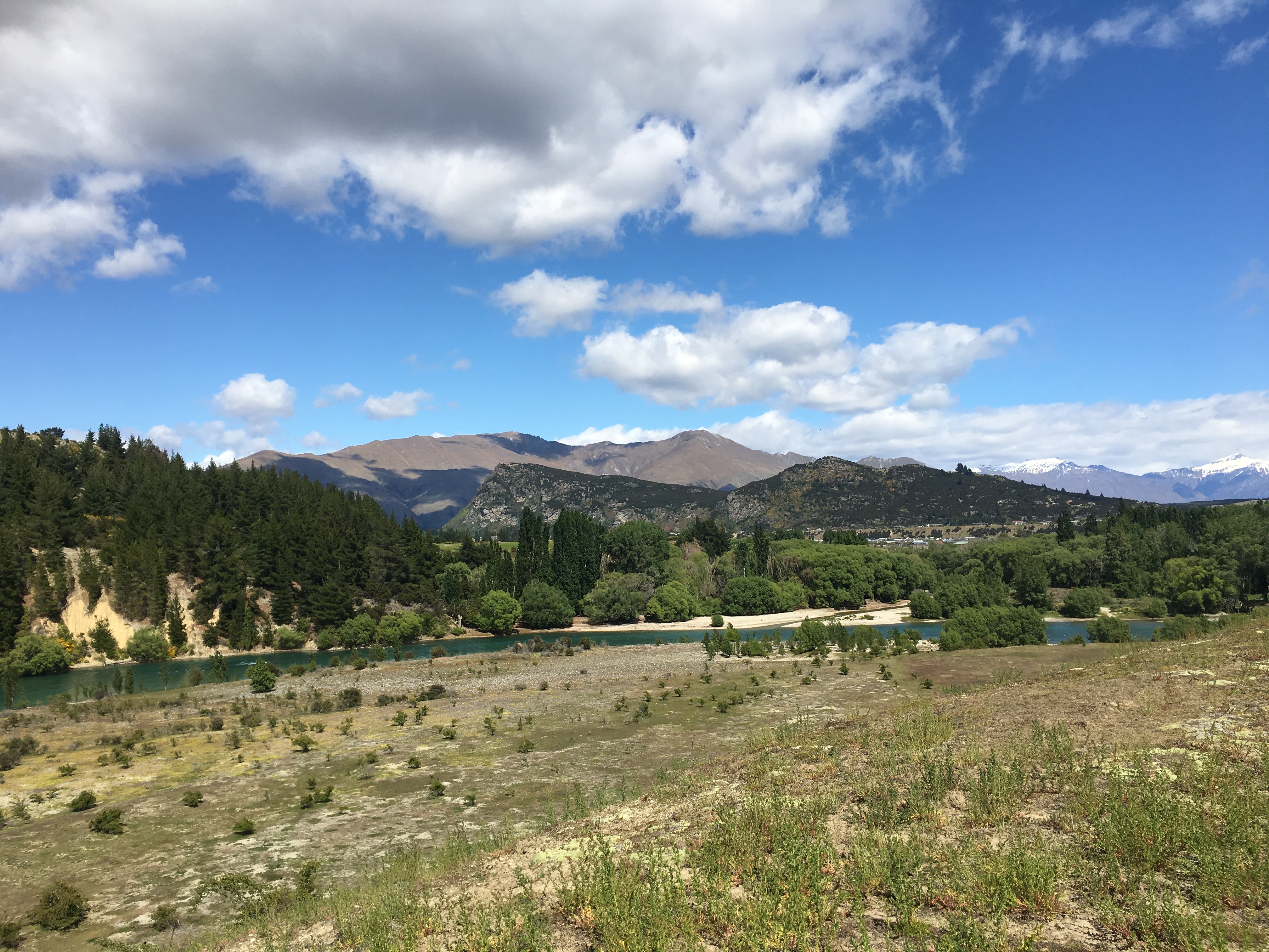 Bike along the Clutha River