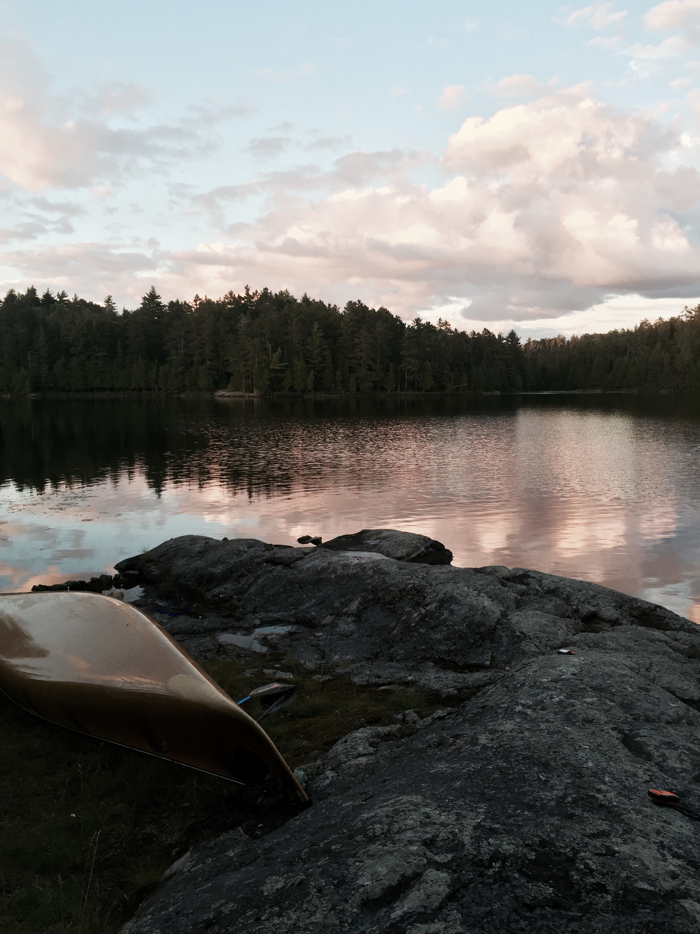 Canoe Quetico Provincial Park