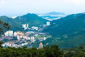 Hike up Bukit Bendera