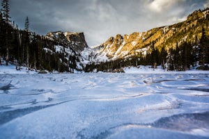 Catch a Sunrise at Dream Lake