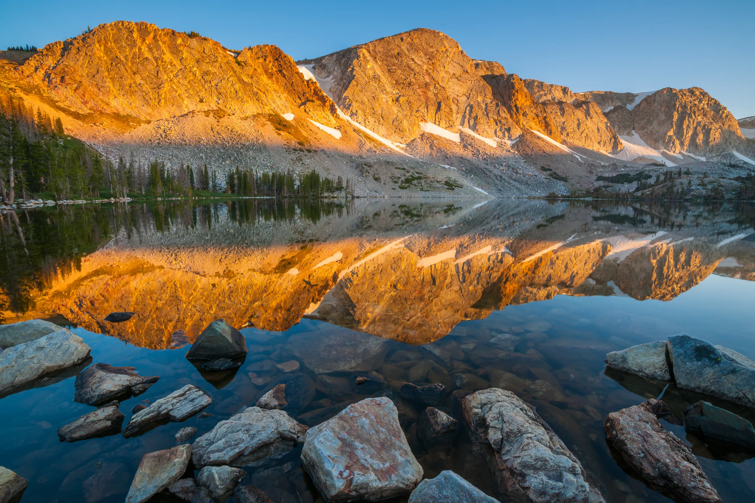 Photograph the Snowy Range