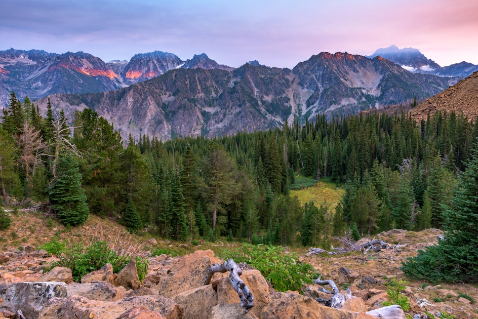 Backpack to Lake Caroline in the Enchantments, Washington