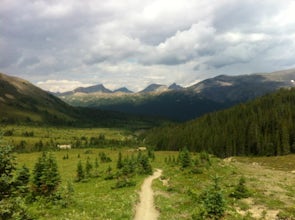 Backpack the Skyline Trail