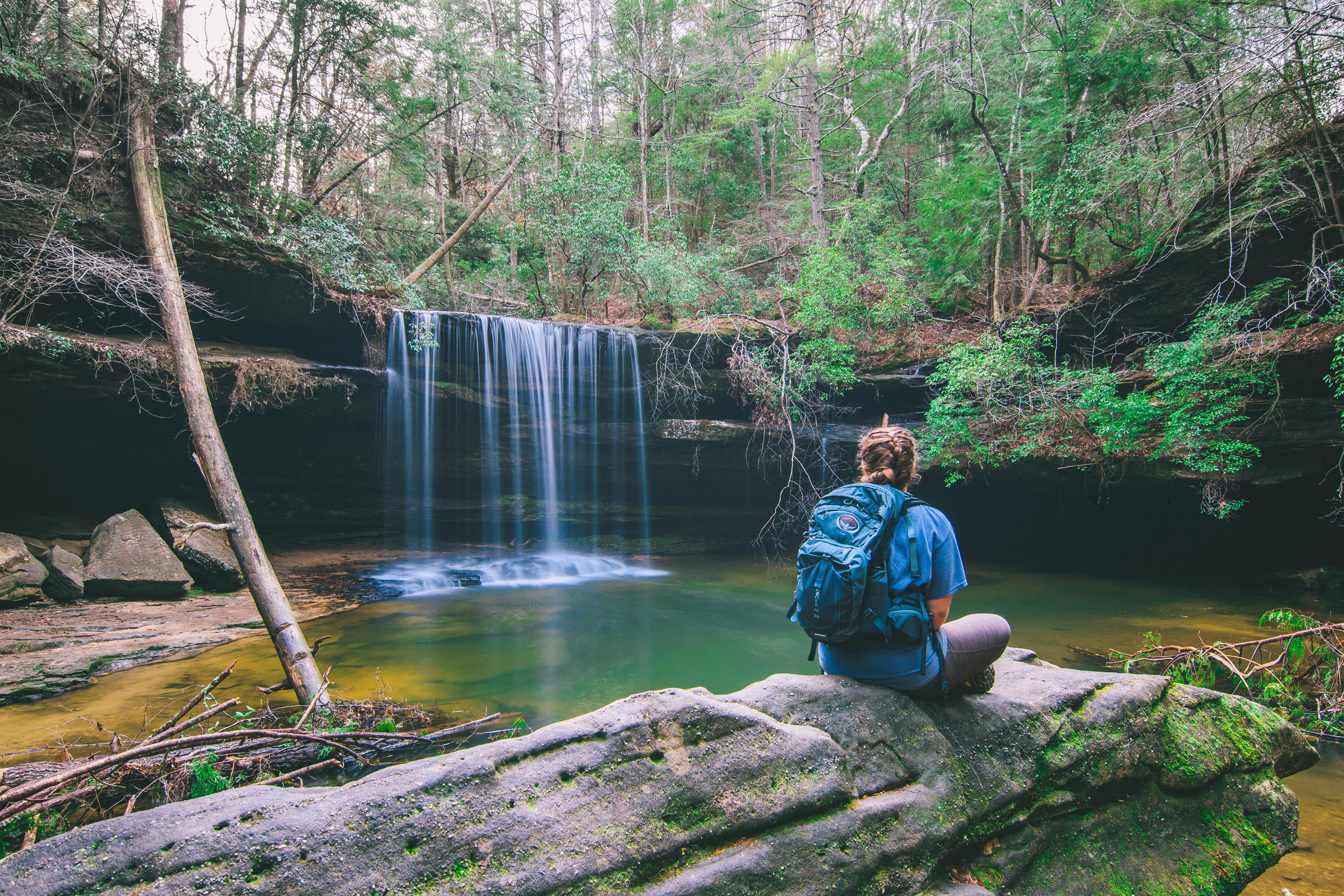 Hike to Upper Caney Creek Falls