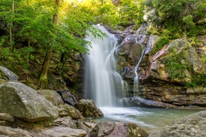 Hike to Peavine Falls