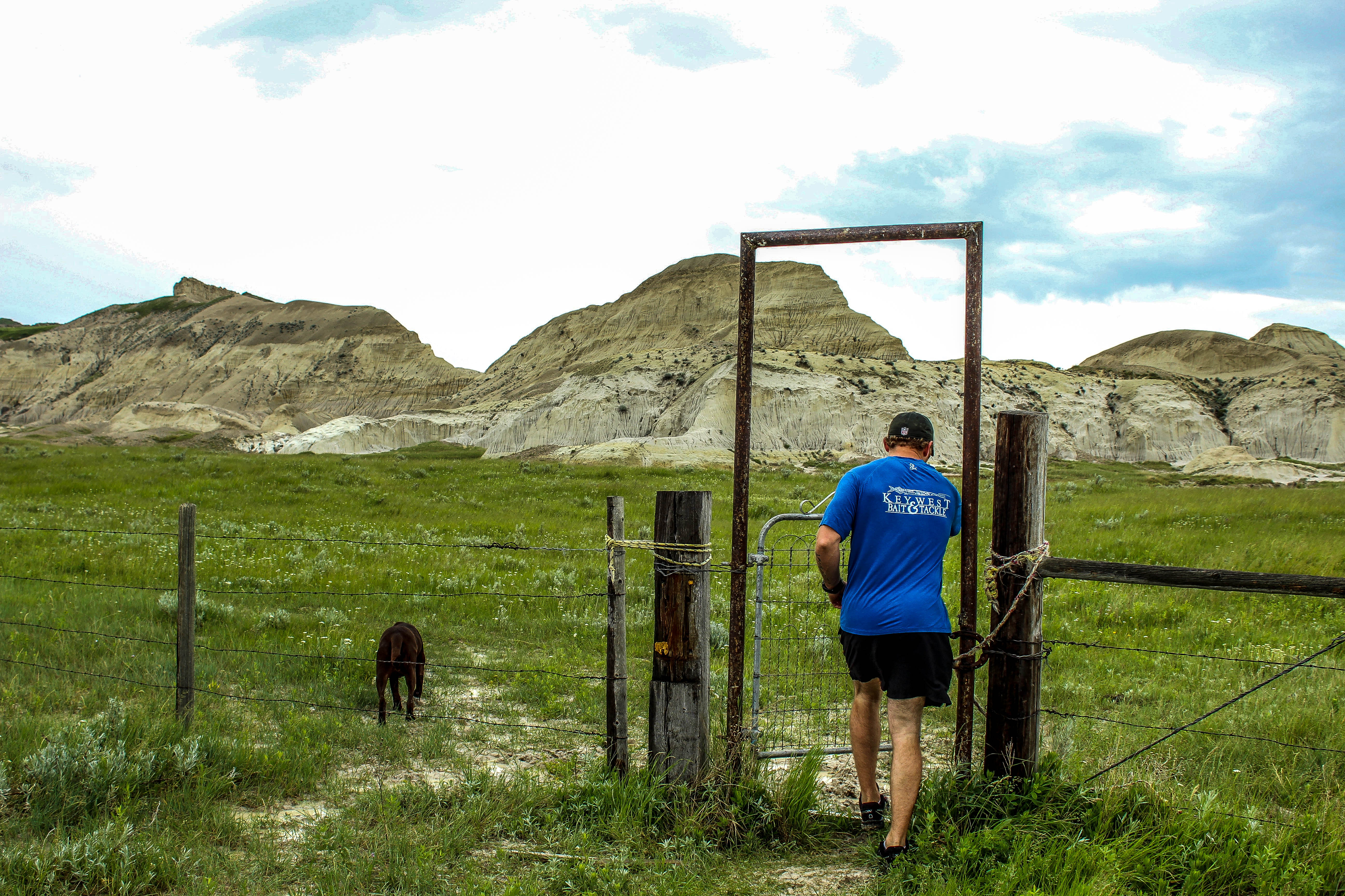 Hike to White Butte