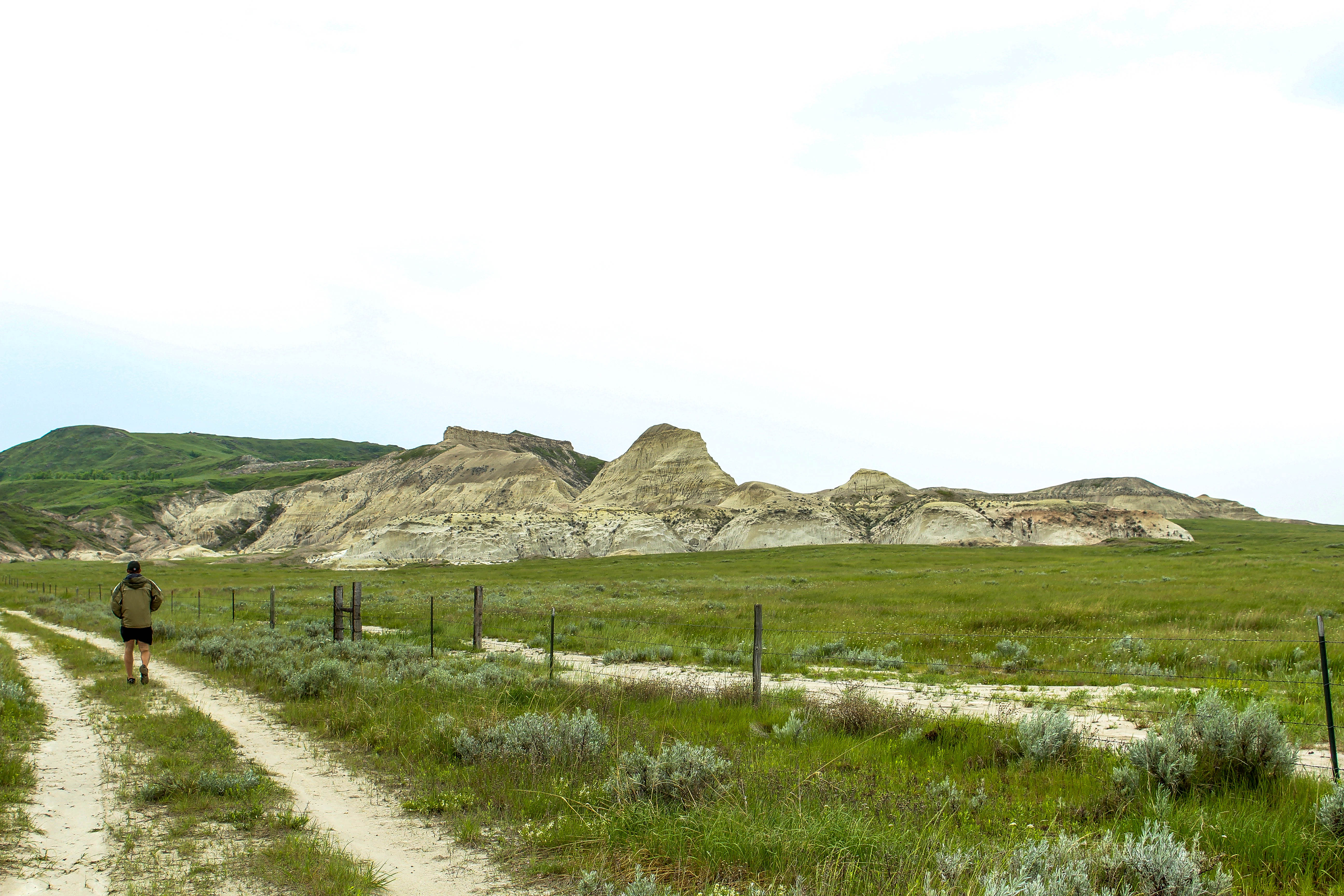 Hike to White Butte