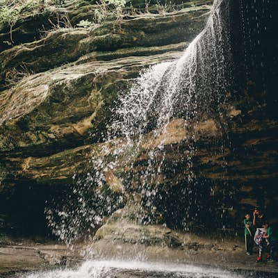 Hike to Starved Rock's La Salle Canyon 