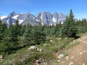 Backpack the Tonquin Valley