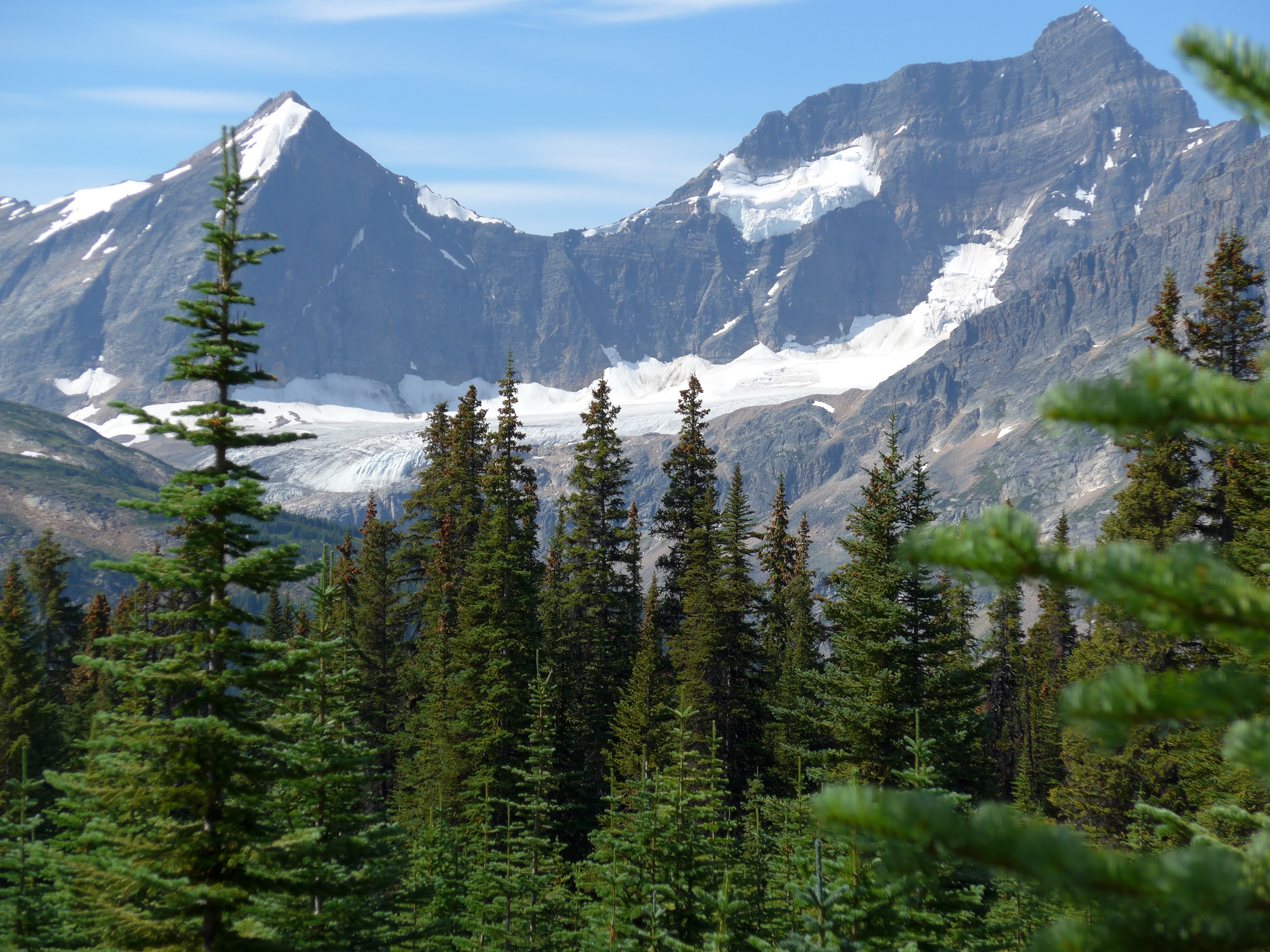 Backpack the Tonquin Valley