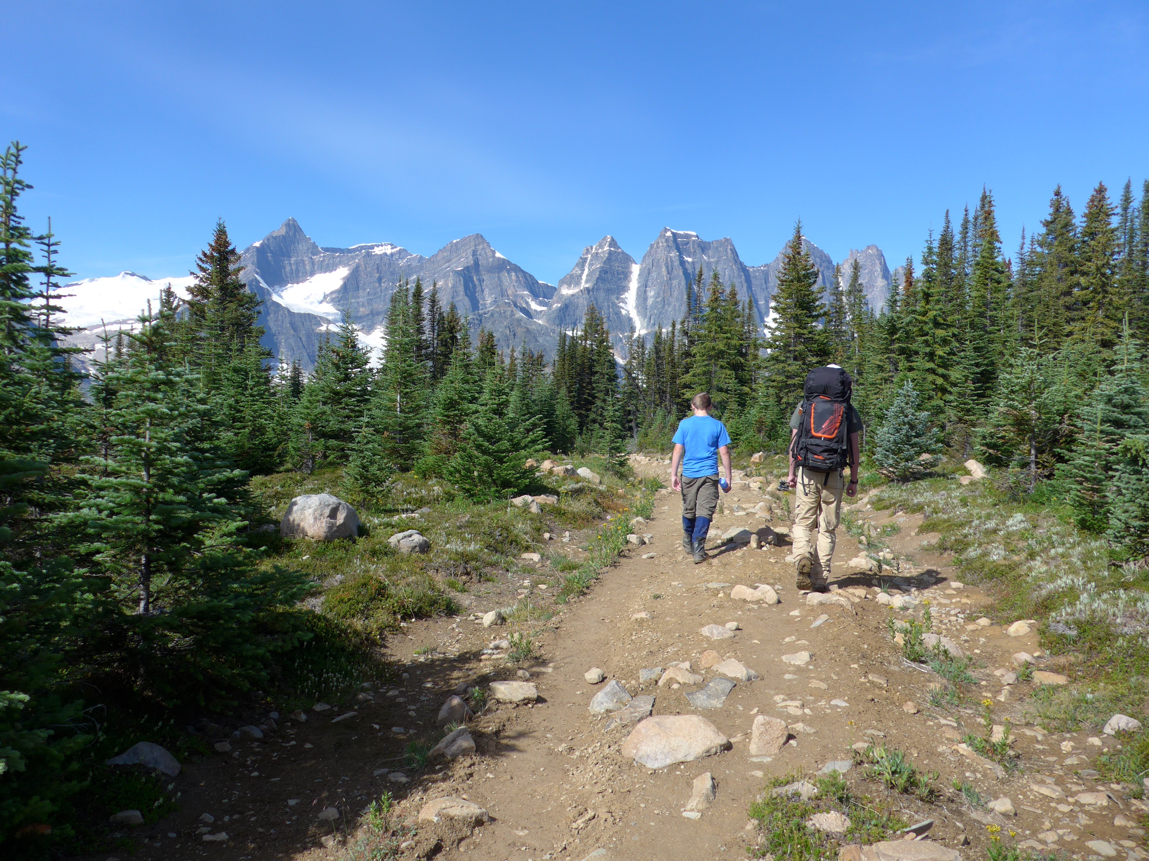 Backpack the Tonquin Valley