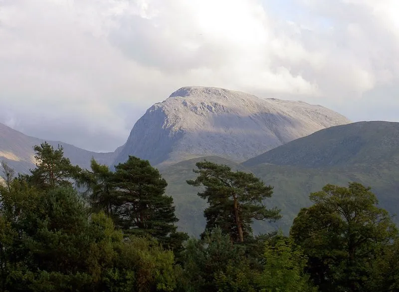 Summit Ben Nevis in Scotland