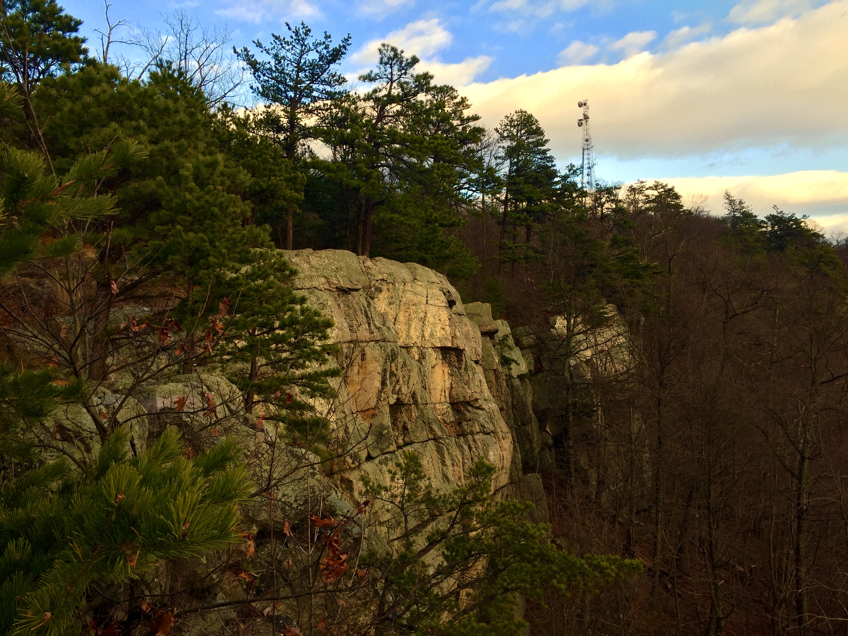 Hike to Raven Rock, Bluemont, Virginia