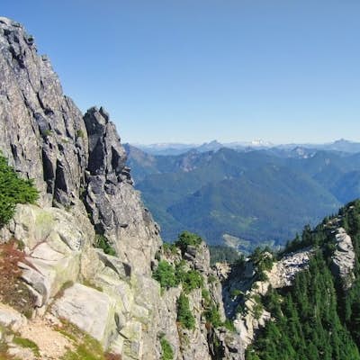 Hike to the Summit of Mount Pilchuck