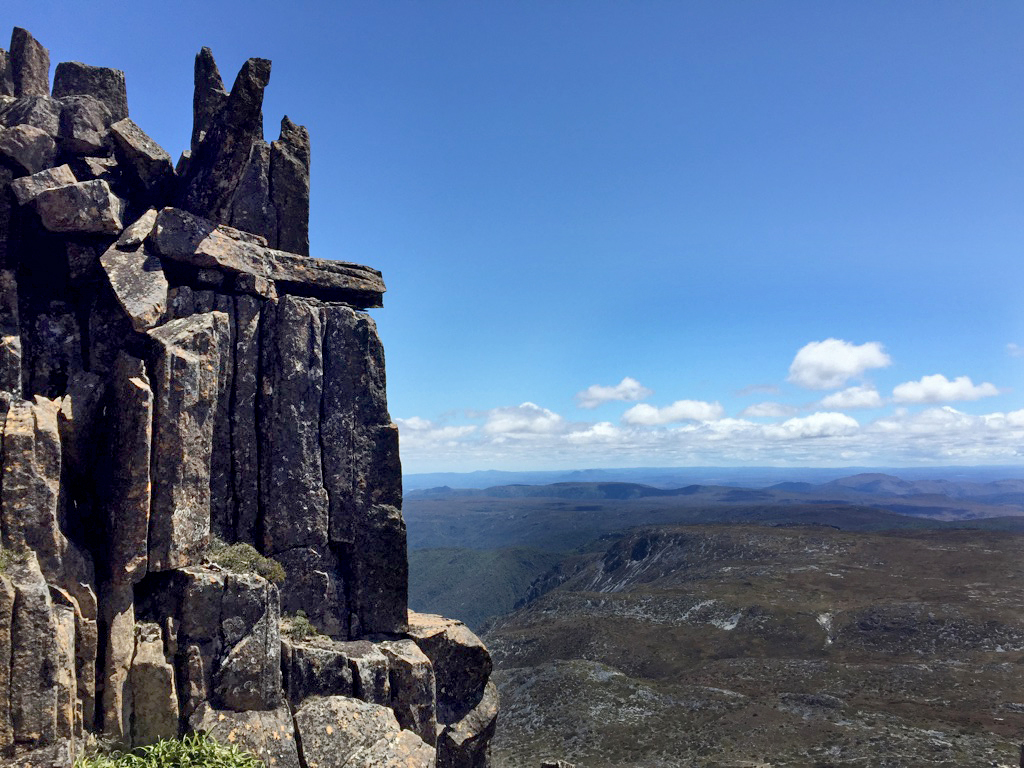 Hike Cradle Mountain, Tasmania