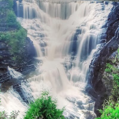 Explore Kakabeka Falls