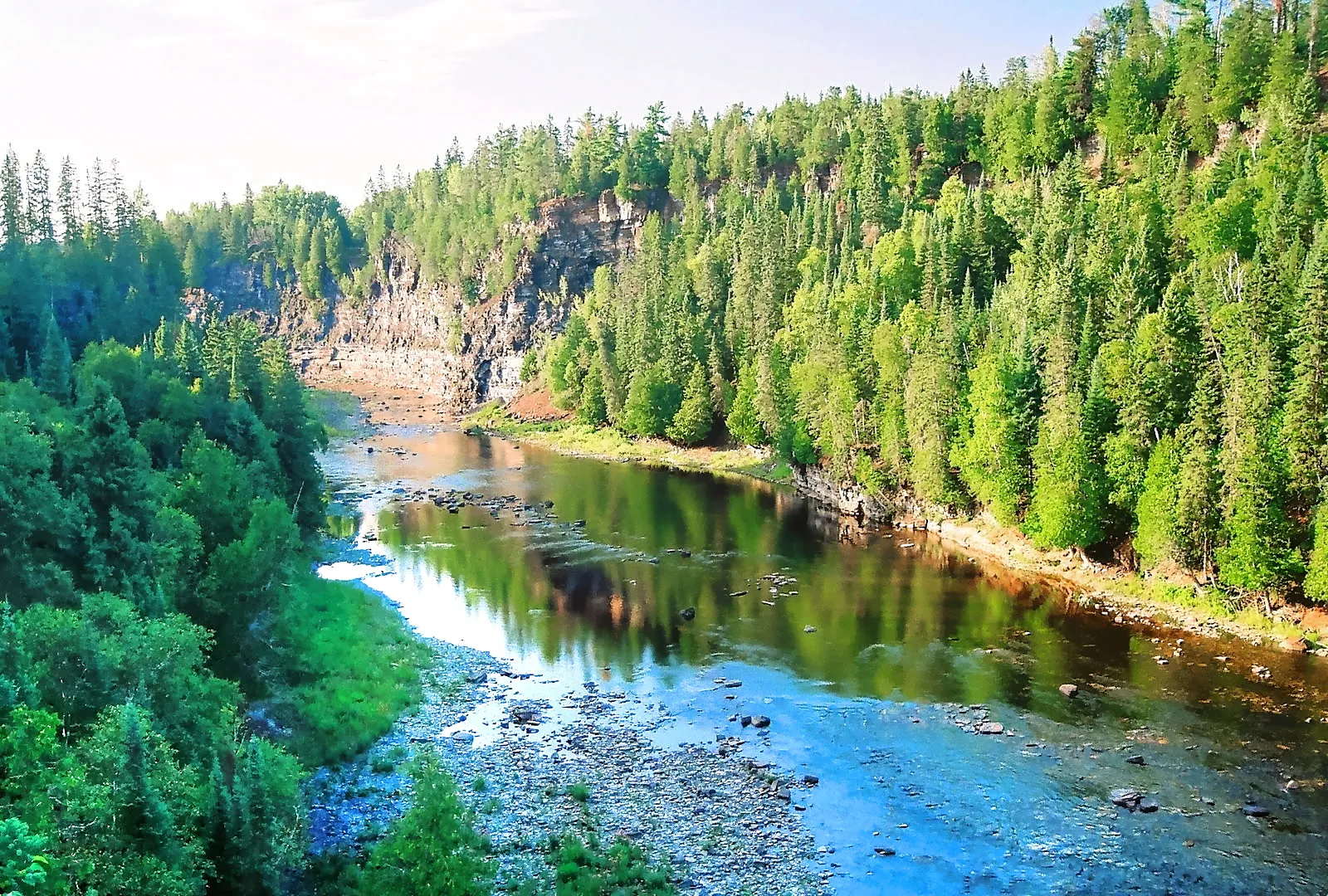 Explore Kakabeka Falls